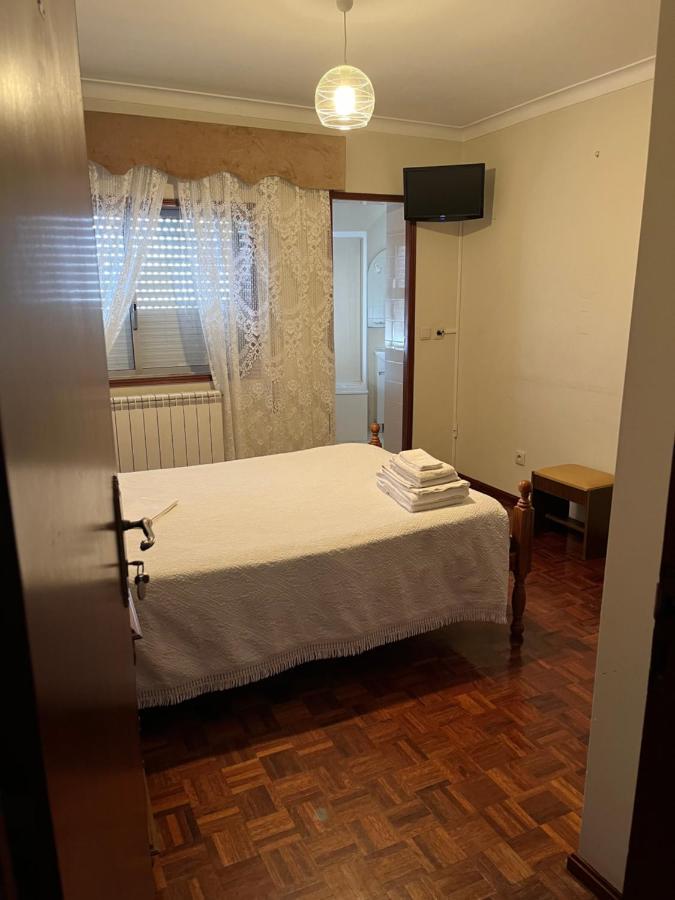 مبيت وإفطار بونتي دي ليما Anoitecer Itinerante Al - Antiga Residencial O Garfo المظهر الخارجي الصورة