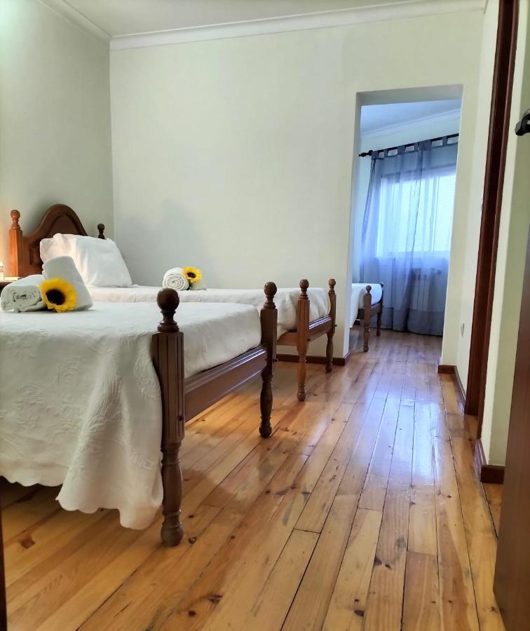 مبيت وإفطار بونتي دي ليما Anoitecer Itinerante Al - Antiga Residencial O Garfo المظهر الخارجي الصورة